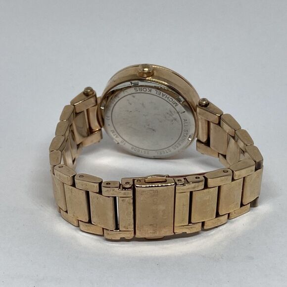 Michael Kors MK5616 Women's Gold Stainless Steel Analog Dial Quartz Watch WO648 - Picture 10 of 12